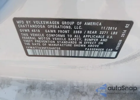 2015 Volkswagen Passat 1.8T Wolfsburg Edition z USA, uszkodzony, nr VIN 1VWAT7A35FC048725
